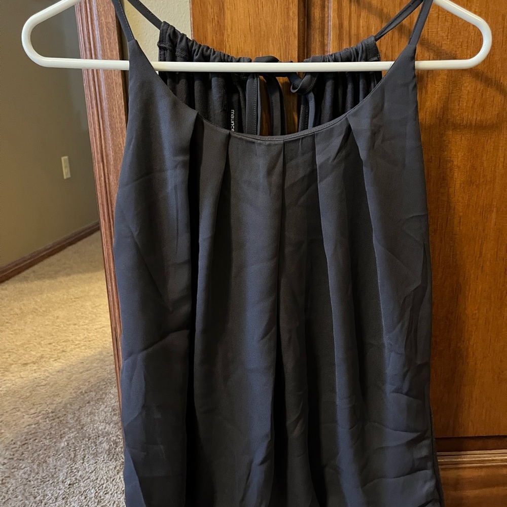Maurice’s tank top
